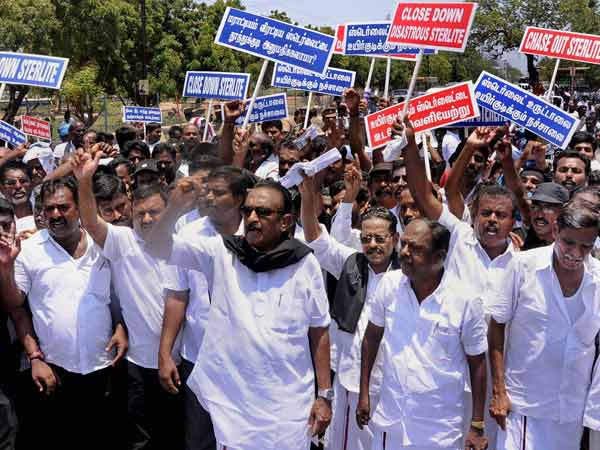 Vaiko leads a protest against Tuticorin Sterlite Factory Vaiko leads a protest against Tuticorin Sterlite Factory