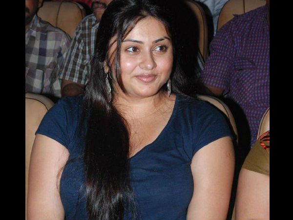 12-namitha-88-600.jpg
