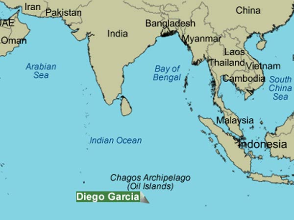 18-1418877256-british-navy-detains-102-i