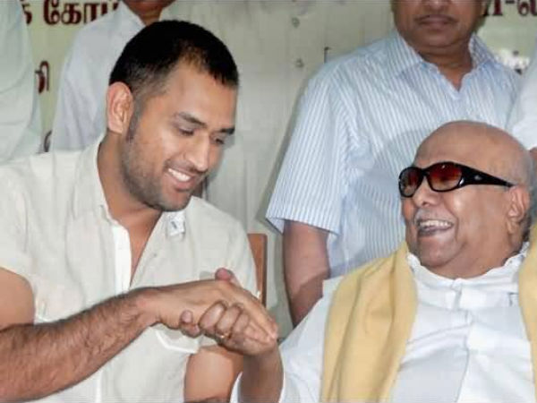 15-1423994071-dhoni-karunanidhi-6987.jpg