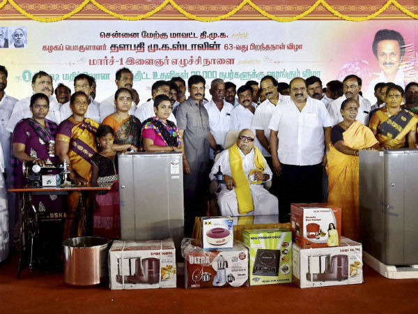 மீண்டும் முதல்வராகும் ஆசை இல்லை- தி.மு.க.வை கட்டிக் காப்பதே ஆசை: கருணாநிதி பரபரப்பு பேச்சு!! மீண்டும் முதல்வராகும் ஆசை இல்லை- தி.மு.க.வை கட்டிக் காப்பதே ஆசை: கருணாநிதி பரபரப்பு பேச்சு!!