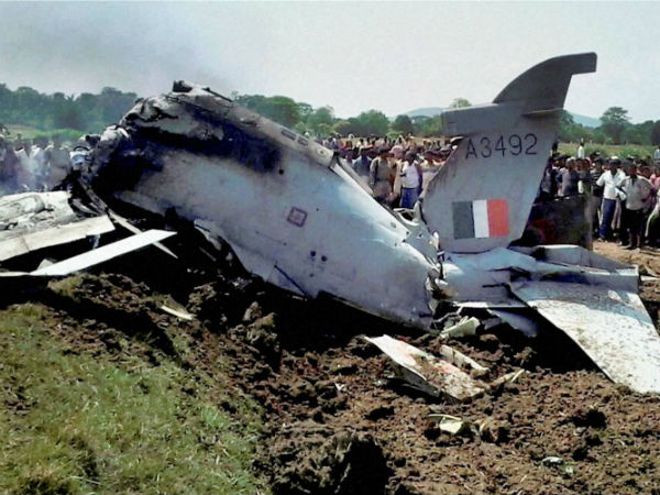 03-1433337177-jet-crash67.jpg
