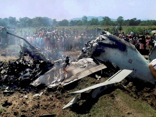 03-1433337186-jet-crash667.jpg