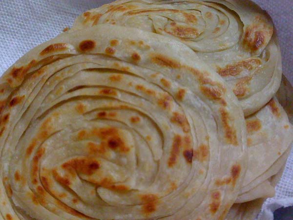 Carpenter kills friend for parota