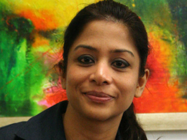 04-1441350869-indrani525.jpg