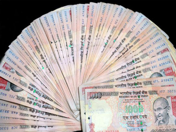 Avoid 2AQ and 8AC serial number notes: RBI notification