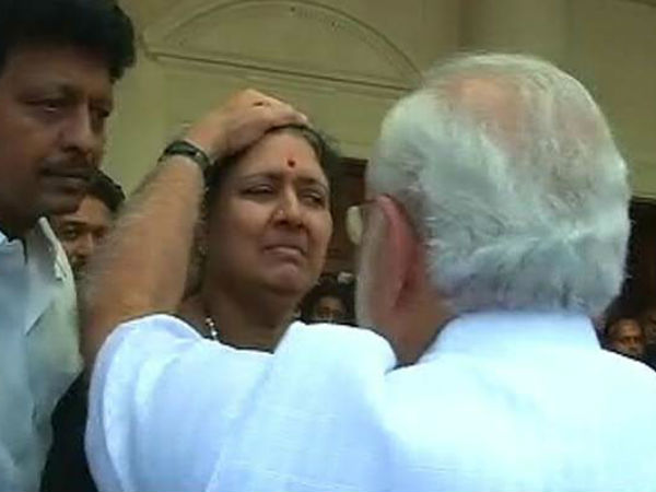 பன்னீர் செல்வம் பிறகுதான்