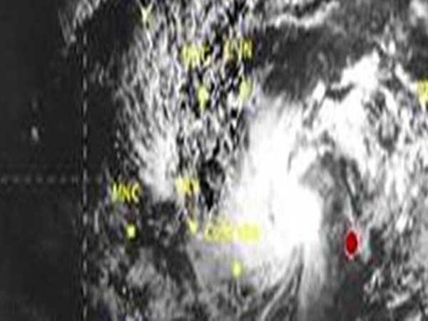 Cyclone Nada likely to cross karaikal Cyclone Nada likely to cross karaikal