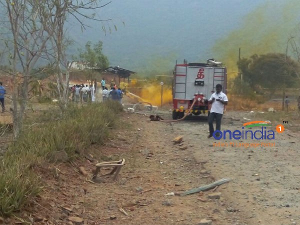 Shattered dead bodies scattered in Trichy blast spot Shattered dead bodies scattered in Trichy blast spot