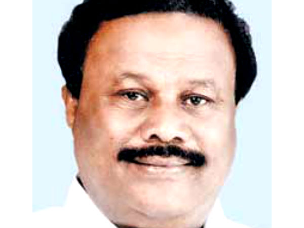 மீண்டும் கூவத்தூர் பயணம்
