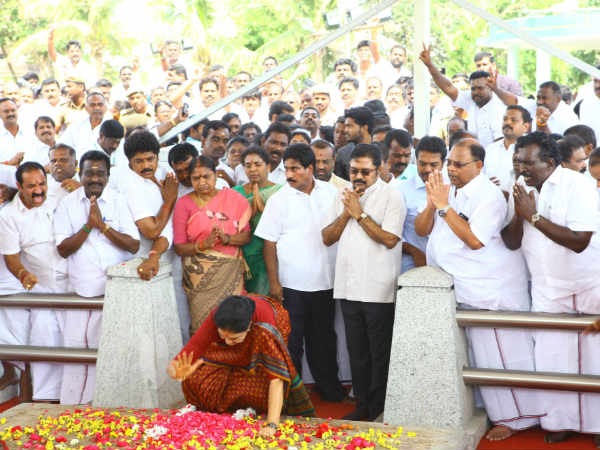 பெண் தாதா