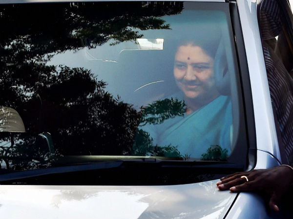 tamil nadu politics news must read tamil nadu politics news must read