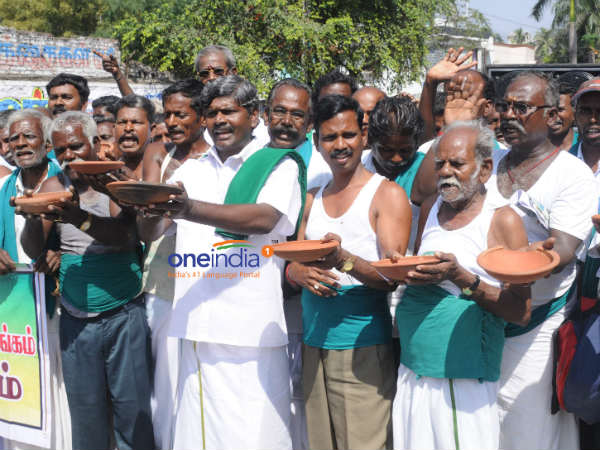 ஆதிவாசிகளைப் போல
