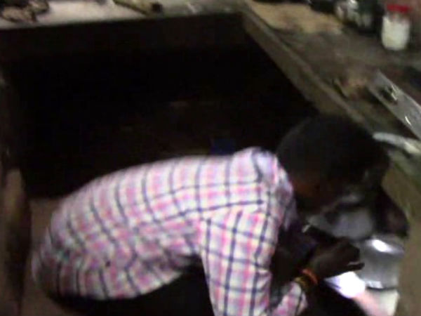 சிலிண்டர் கீழ் பாம்பு