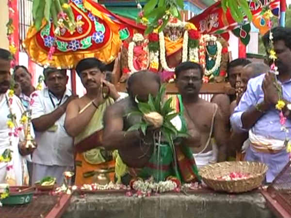 Near in Nellai Narasimha perumal temple special yaham held for rain Near in Nellai Narasimha perumal temple special yaham held for rain