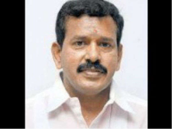 Thoppu N D Venkatachalam joins ops camp? Thoppu N D Venkatachalam joins ops camp?