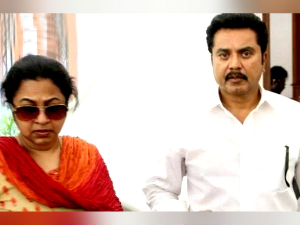 சரத்குமார், ராதிகா ஆஜர்