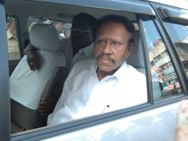 அதிமுகவிலிருந்து விலக்கம்