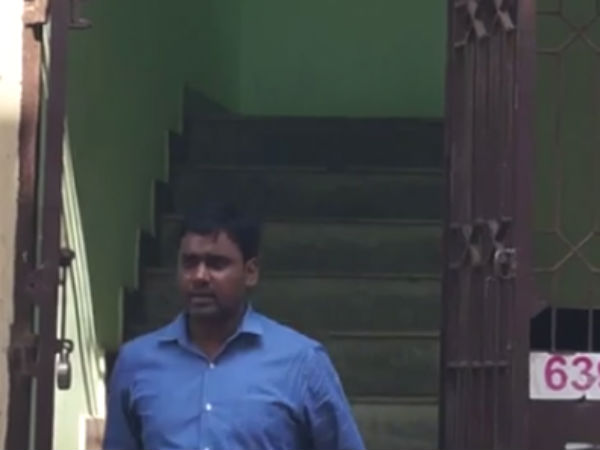 Gokulam Chit fund been raided by IT Officers. Gokulam Chit fund been raided by IT Officers.
