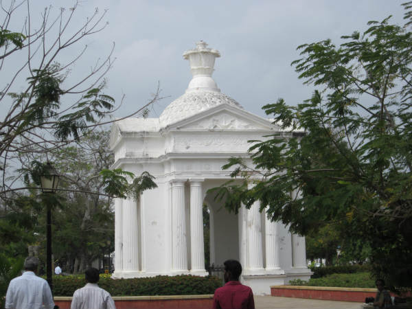 Aayi Mandapam should be destroyed, what app threaten goes viral Aayi Mandapam should be destroyed, what app threaten goes viral