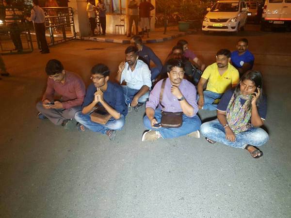 tamil journalist protest in delhi tamil journalist protest in delhi