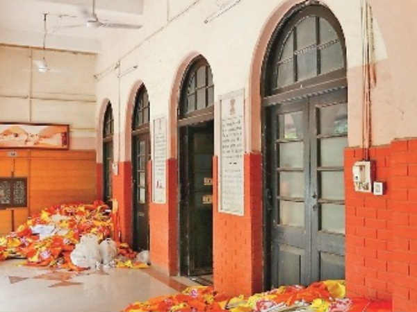 பிரிட்டிஷாரின் நீதிமன்றம்