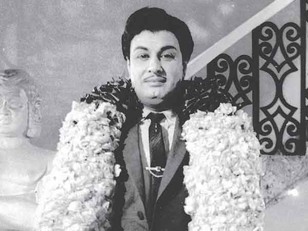 கட்சியை உருவாக்கியவர்