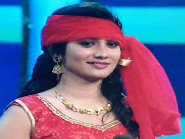 ஜல்லிக்கட்டுப் பெண்