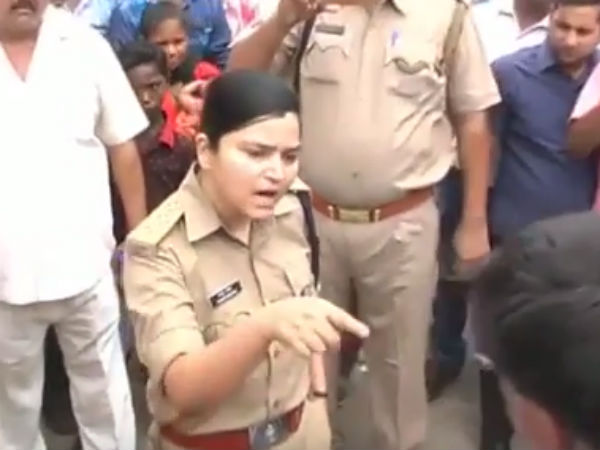 அதிகாரி மீது குற்றச்சாட்டு