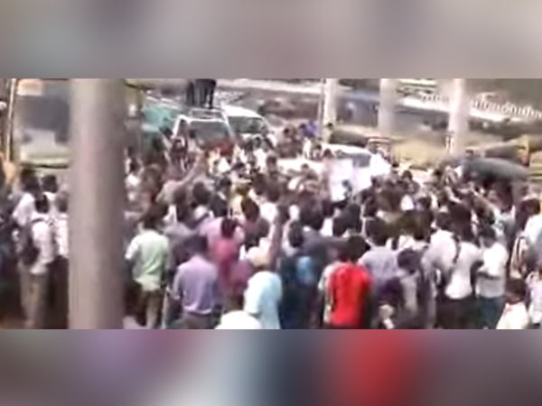 உரிமைக்கான போராட்டம்