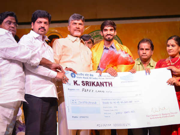 அரையிறுதியில் மோதல்