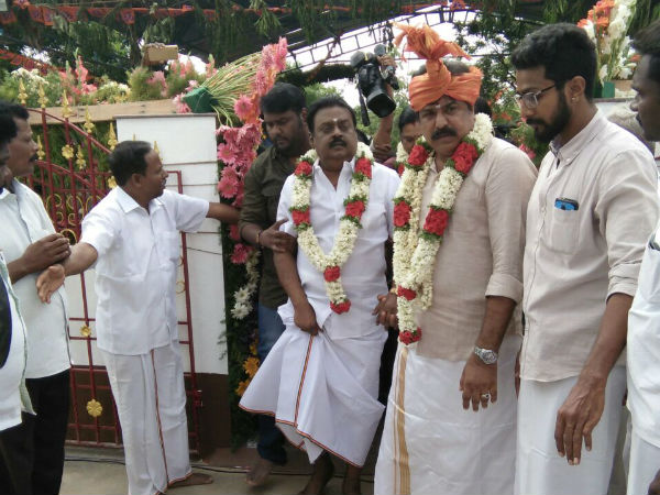 இஃப்தார் விருந்தில் கலக்கல்