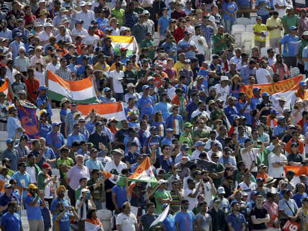Huge crowed in the Oval stadium at london. Huge crowed in the Oval stadium at london.