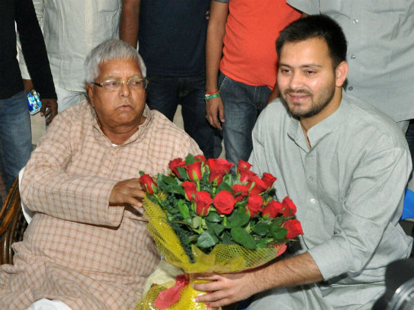 I-T dept seized properties from Lalu’s son Tejashwi Yadav I-T dept seized properties from Lalu’s son Tejashwi Yadav