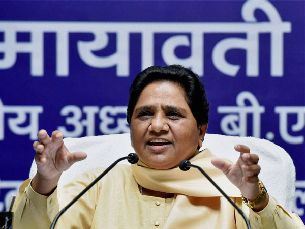 BSP Mayawathi extends her support to meira kumar BSP Mayawathi extends her support to meira kumar
