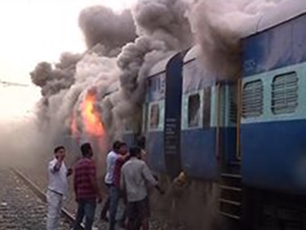 Fire in passenger train in villupuram Fire in passenger train in villupuram
