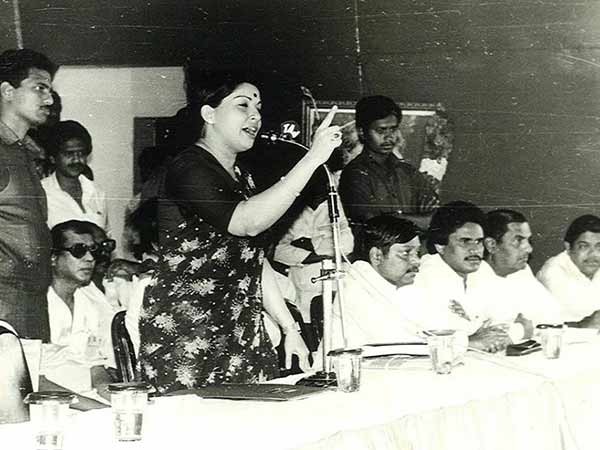 திவாகரன் படங்கள் ரிலீஸ்