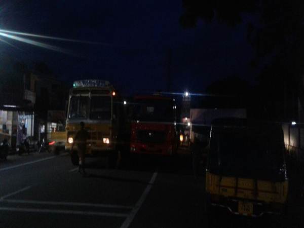 Sudden clos to Puliyarai check post Sudden clos to Puliyarai check post