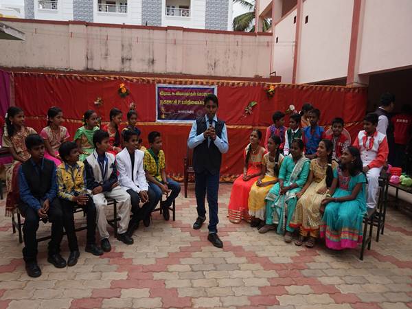 students Neeya Naana program at karaikudi school students Neeya Naana program at karaikudi school