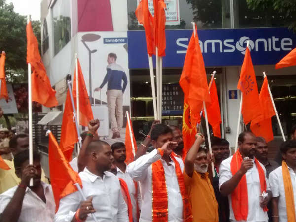தியேட்டர்கள் நொறுக்கப்படும்