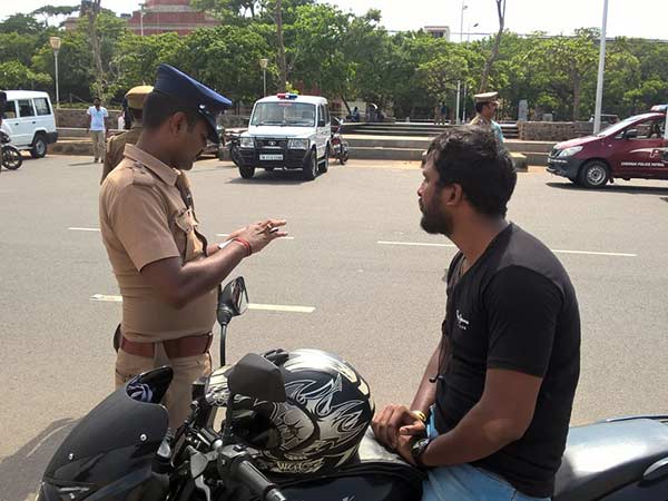 Chennai cops on alert in Marina Chennai cops on alert in Marina