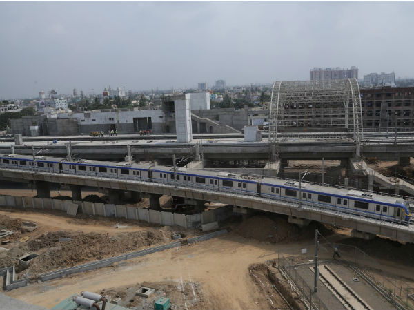 Worker dead in metro rail work near Rippon Builing Worker dead in metro rail work near Rippon Builing