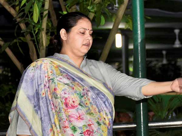 DA case: ED searches in Lalu's daughter's house DA case: ED searches in Lalu's daughter's house