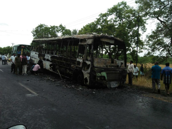 Near Erode government bus catches fire luckily passengers are escaped Near Erode government bus catches fire luckily passengers are escaped