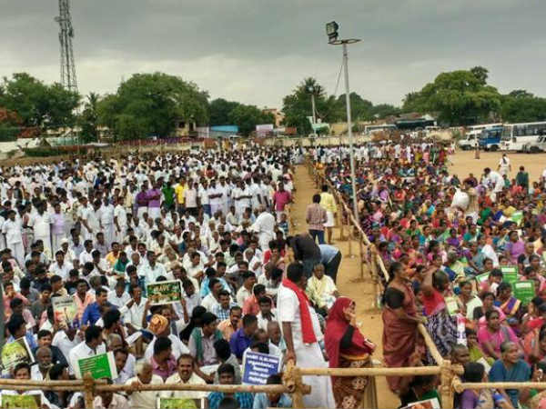 Police security beefed up near Pudukottai protest place Police security beefed up near Pudukottai protest place