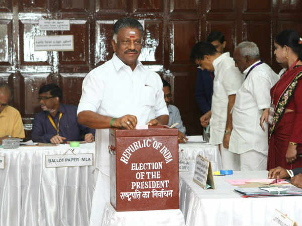 O.Pannerselvam says that Ramnath kovind definetly will become President O.Pannerselvam says that Ramnath kovind definetly will become President