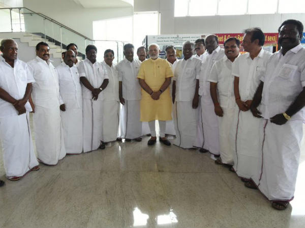 OPS meets PM Modi at Madurai Airport OPS meets PM Modi at Madurai Airport