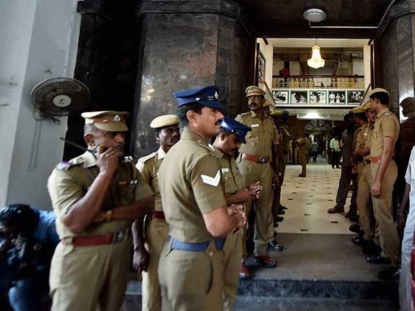 Police force in TN Secretariat Police force in TN Secretariat