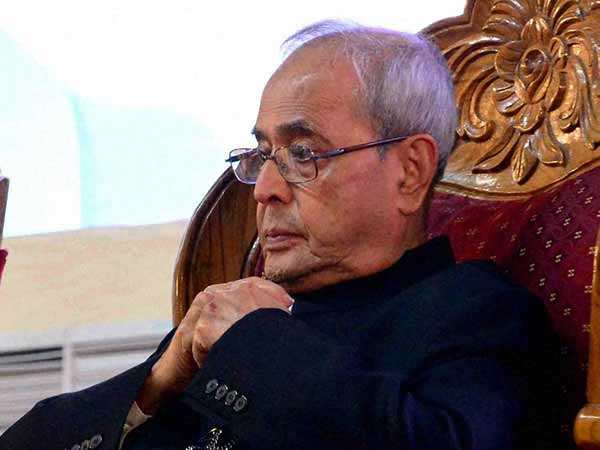 Mob lynchings become uncontrollable, says Pranab Mukherjee Mob lynchings become uncontrollable, says Pranab Mukherjee