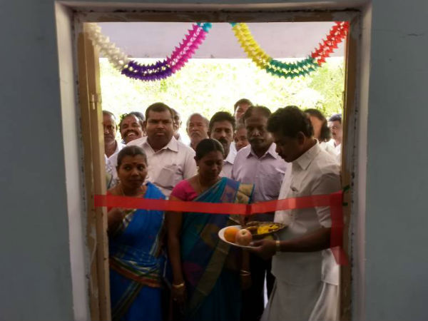 Smart Class room in village government school by american Tamil Woman Smart Class room in village government school by american Tamil Woman